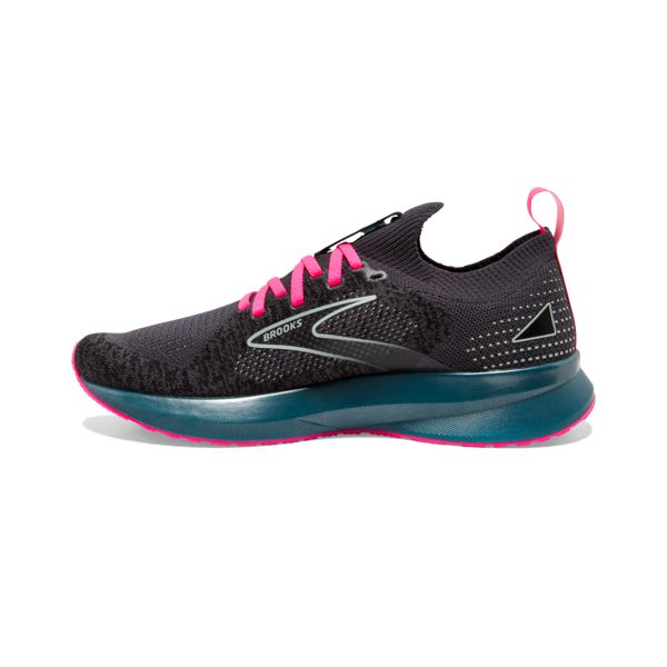 Brooks Levitate StealthFit 5 Yol Koşu Ayakkabısı Kadın Siyah Mavi Pembe | Turkey-670452